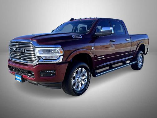 2022 RAM 2500 Laramie Crew Cab 4x4 6'4' Box