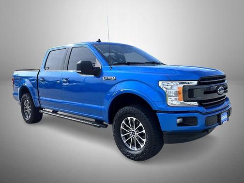 Velocity Blue Metallic 2019 Ford F-150 XLT