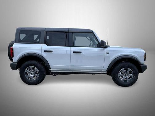 Avalanche Gray 2026 Ford Bronco Big Bend