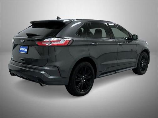 2020 Ford Edge ST