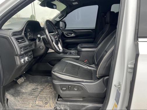 2021 GMC Yukon XL SLT