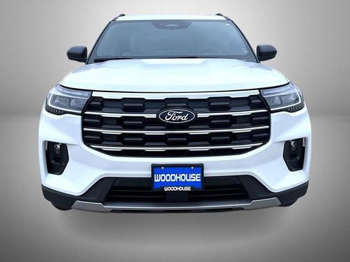 Star White Metallic Tri-Coat 2027 Ford Explorer Active