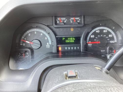 2012 Ford E350 Super Duty XL