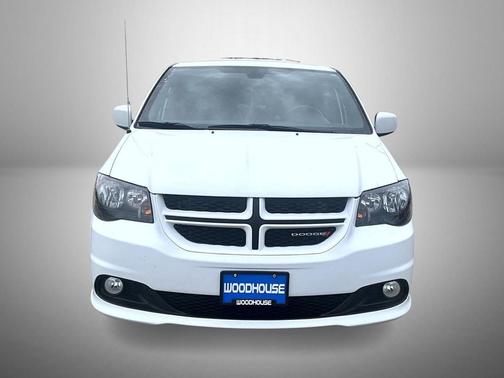 White Knuckle Clearcoat 2018 Dodge Grand Caravan GT