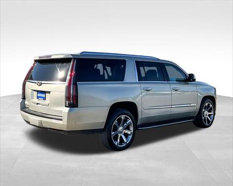 2017 Cadillac Escalade ESV Luxury