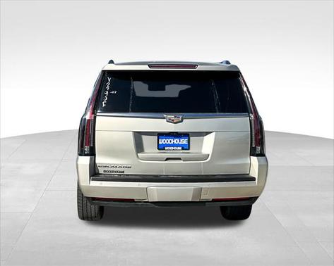 2017 Cadillac Escalade ESV Luxury