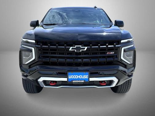 Black 2025 Chevrolet Suburban 4WD Z71