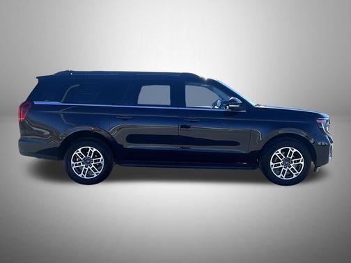 2025 Ford Expedition Max Active 4x4