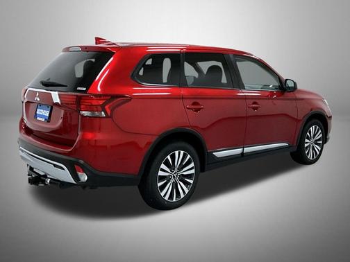 2020 Mitsubishi Outlander SE