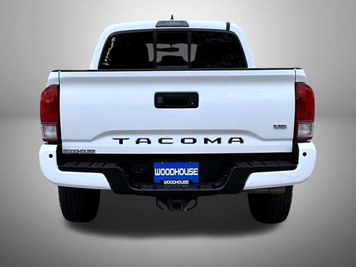 2016 Toyota Tacoma TRD Sport