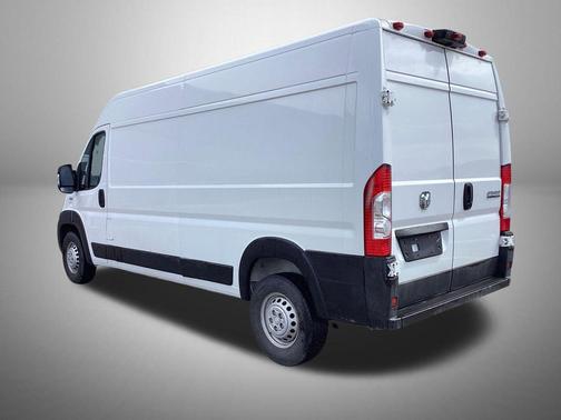 Bright White Clearcoat 2025 RAM ProMaster 2500 Tradesman