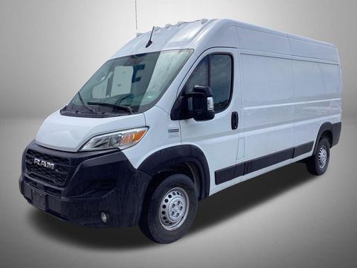 Bright White Clearcoat 2025 RAM ProMaster 2500 Tradesman