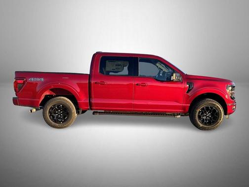 Ruby Red Metallic Tinted Clearcoat 2026 Ford F-150 XLT