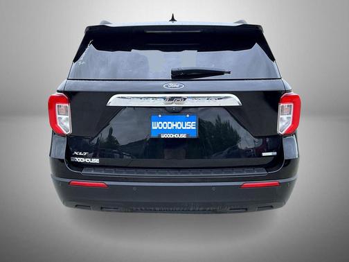 Agate Black Metallic 2020 Ford Explorer XLT