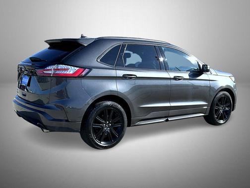 2020 Ford Edge ST