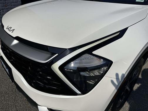 Snow White Pearl 2023 Kia Sportage Hybrid EX