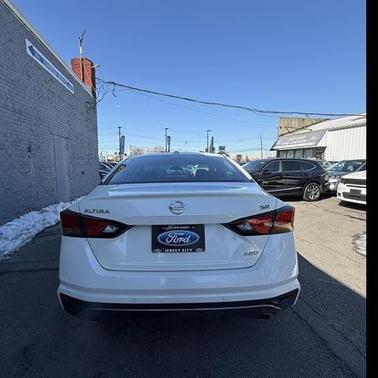 2020 Nissan Altima SR Intelligent AWD