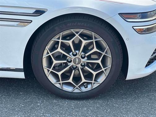 2022 Genesis G80 2.5T