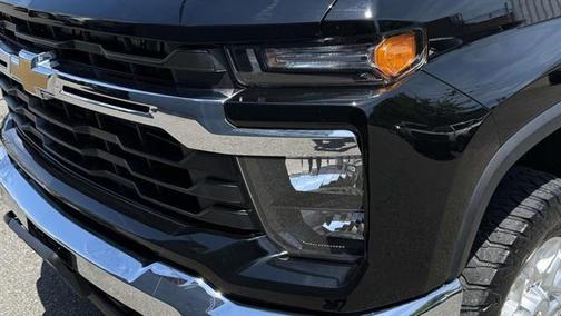Black 2024 Chevrolet Silverado 2500 LT