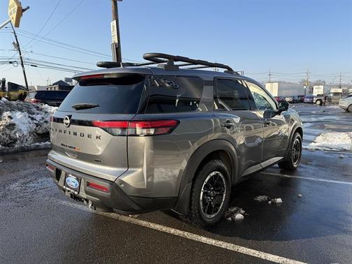 2023 Nissan Pathfinder Rock Creek 4WD