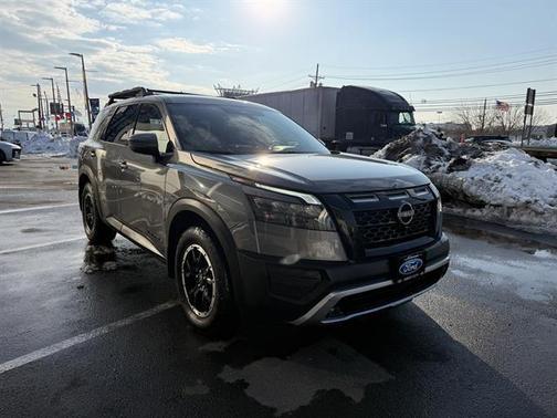 2023 Nissan Pathfinder Rock Creek 4WD