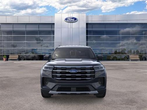 Agate Black Metallic 2026 Ford Explorer Active
