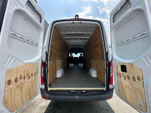 2021 Mercedes-Benz Sprinter 2500 High Roof