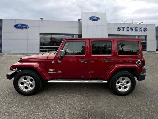 2013 Jeep Wrangler Unlimited Sahara
