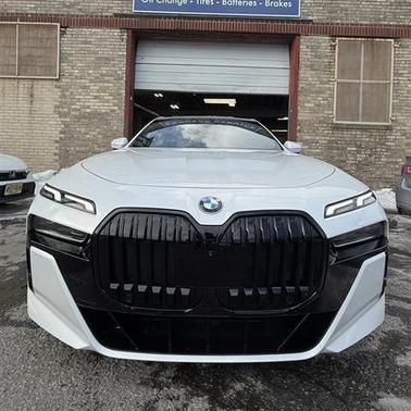 2023 BMW 760 i xDrive