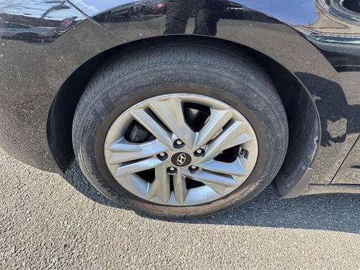 Phantom Black 2020 Hyundai ELANTRA Limited