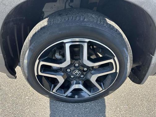 Platinum White Pearl 2023 Honda Passport AWD Elite