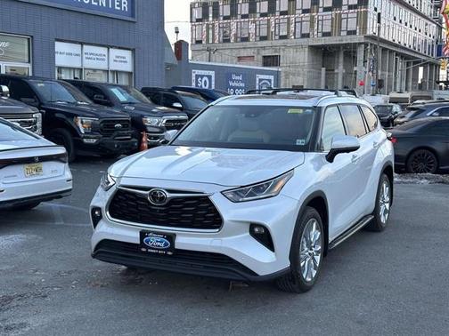 2023 Toyota Highlander Limited