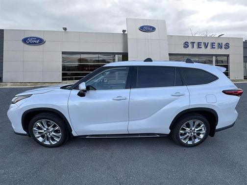 2023 Toyota Highlander Limited
