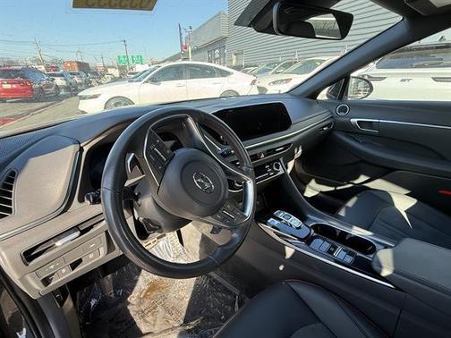 2022 Hyundai SONATA SEL Plus