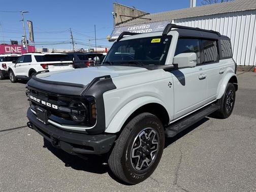 Cactus Gray 2022 Ford Bronco Outer Banks