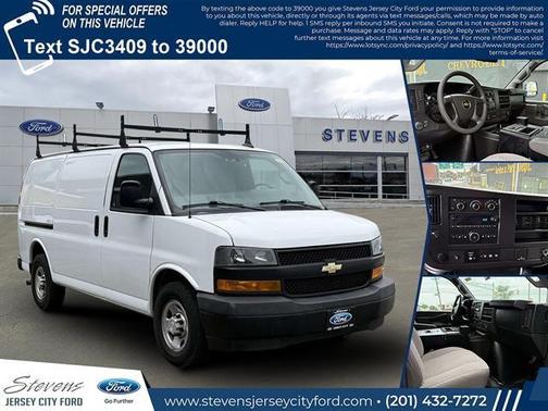 Summit White 2018 Chevrolet Express 2500 Work Van