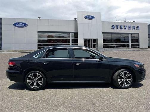 2020 Volkswagen Passat 2.0T SE