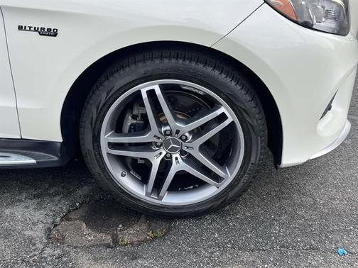 2017 Mercedes-Benz AMG GLE 43 Base 4MATIC