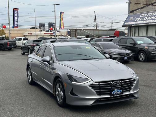 2020 Hyundai SONATA SE