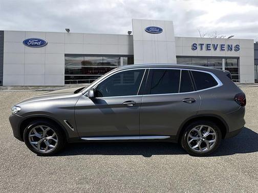Dark Graphite Metallic 2023 BMW X3 xDrive30i