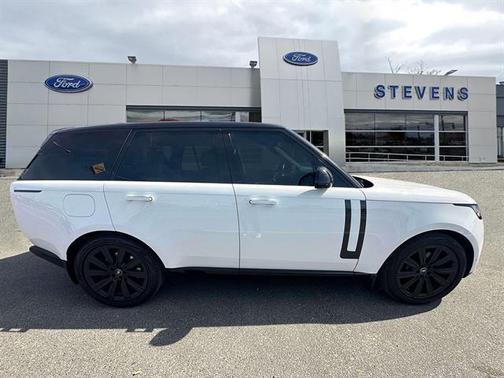 2023 Land Rover Range Rover P400 SE