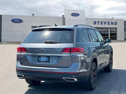 2022 Volkswagen Atlas 2.0T SE w/Technology 4MOTION