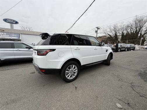 2020 Land Rover Range Rover Sport SE