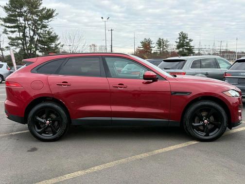 2019 Jaguar F-PACE 25t Premium