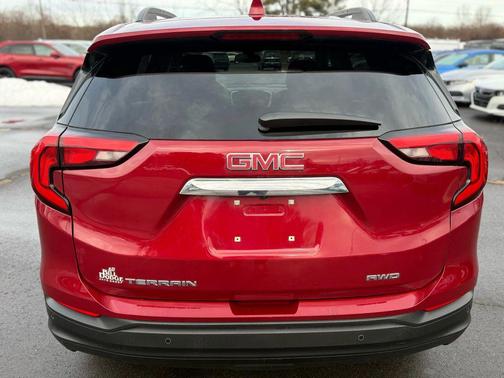 2021 GMC Terrain SLE