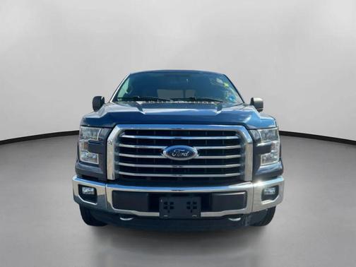 Blue 2016 Ford F-150 XLT
