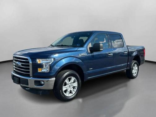 Blue 2016 Ford F-150 XLT