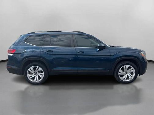 2022 Volkswagen Atlas 3.6L SE w/Technology