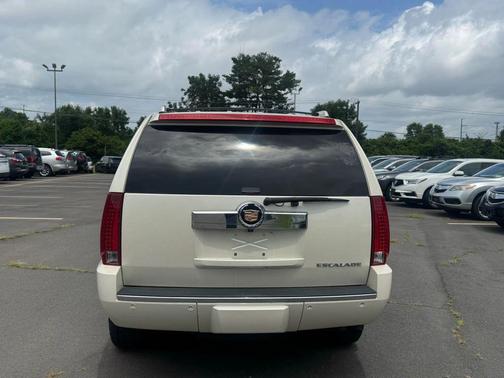 2014 Cadillac Escalade Luxury