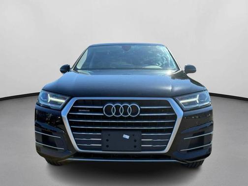 Black 2017 Audi Q7 2.0T Premium